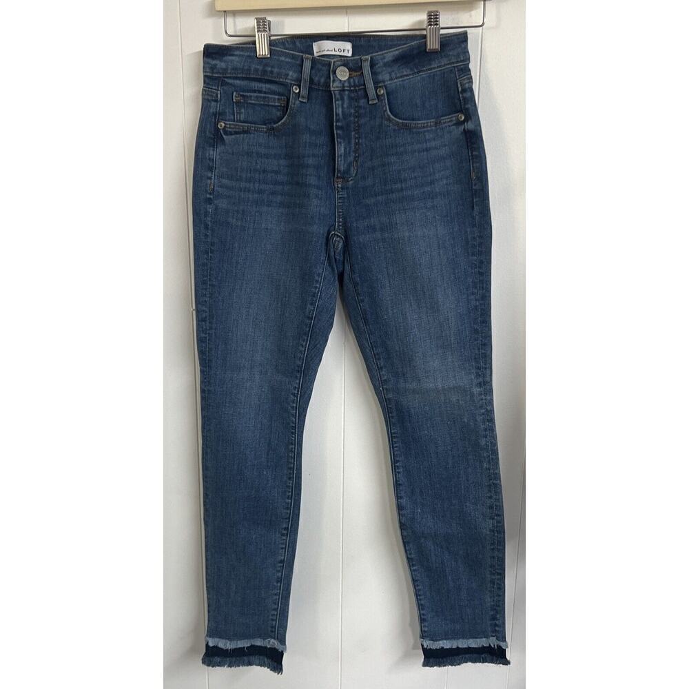 NWOT LOFT Mid Wash Mid Rise‎ Classic Curvy Skinny Jeans size 25 / 0 Cool Bottom
